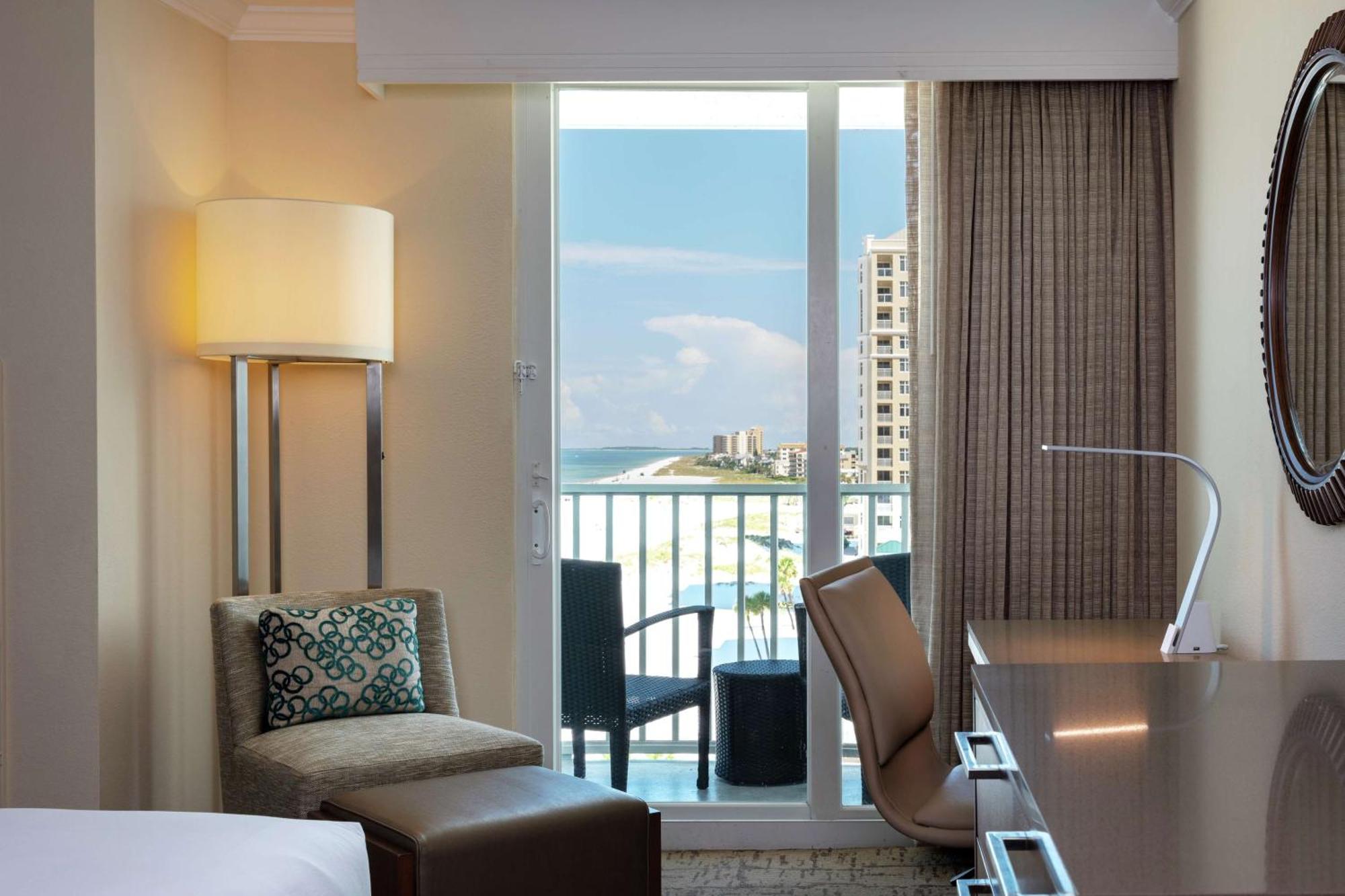 Hilton Clearwater Beach Resort & Spa Exterior foto